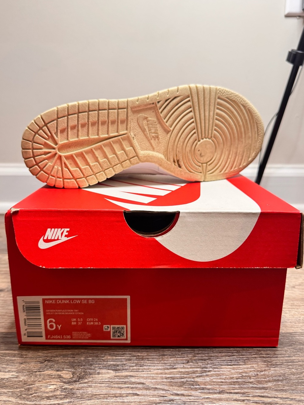 Nike Kids Dunk Low SE - Lavender, Yellow & Cream - Picture 3 of 3